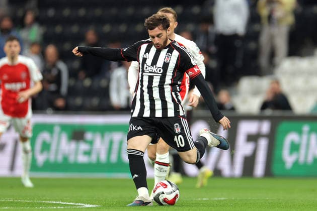 2026-04-27 Besiktas JK v Fatih Karagumruk SK - Trendyol Super Lig ISTANBUL, TURKEY - APRIL 27: Orkun Kokcu of Besiktas JK during the Trendyol Super Lig match between Besiktas JK and Fatih Karagumruk SK at Tupras Stadium on April 27, 2026 in Istanbul, Turkey. (Photo by BSR Agency) Istanbul Turkey Content not available for redistribution in The Netherlands directly or indirectly through any third parties. Copyright: xBSRxAgencyx
