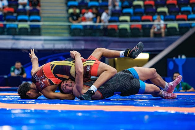 U17, U 17 Wrestling World Championships 65kg GR - Raul Castillo Molina (MEX) df. Adam K T Elnagar (PLE) *** U17 Wrestling World Championships, 65 kg Greco-Roman: Raul Castillo Molina (MEX) def. Adam K. T. Elnagar (PLE) Copyright: xUnitedxWorldxWrestlingx xAmirrezx UWW-U17-WC-BAKU-2026