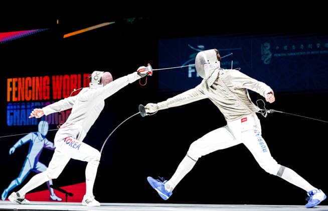 CHINA, HONG KONG - JULY 27, 2026: South Korea s Gyeong-dong Do (L) and Russia s Pavel Graudyn compete in a men s individual sabre event at the 2026 Kerry Fencing World Championships 2026 Fencing World Championships In Hong Kong  - ZUMAt113 20260727_zaa_t113_324 Copyright: xMikhailxSinitsynx