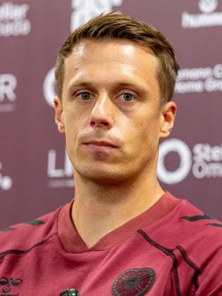 Alexander Schwolow of Hearts of Midlothian Speak to the press ahead of the clash with Sturm Graz Heart of Midlothian press conference, PK, Pressekonferenz ahead of their UEFA Champions League Qualifier, Football, Tynecastle Park, Edinburgh, Scotland, UK - 27 Jul 2026Edinburgh Oriam Scotland United Kingdom  Copyright: xAlanxRennie Shutterstockx 17015679ai
