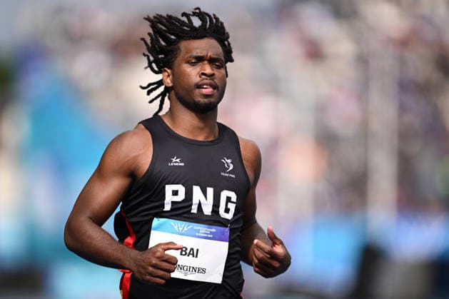COM26 ATHLETICS, Johnny Bai of Papua New Guinea competes in the Men s 100m Heats during the the Glasgow 2026 Commonwealth Games at Scotstoun Stadium in Glasgow, Scotland, Monday, July 27, 2026. ( NO ARCHIVING, EDITORIAL USE ONLY Glasgow United Kingdom  Copyright: xJOELxCARRETTx 20260728194949491107