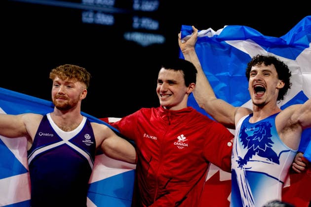 GLASGOW, SCOTLAND - JULY 27: Jordan CARROLL of Canada, Reuben WARD of Scotland and Cameron LYNN of Scotland form the podium in the Men’s Pommel Horse Final at The Arena, Glasgow on July 27, 2026 in Glasgow, Scotland. (Photo by Claire Jeffrey Sports Press Photo)  Copyright: xClairexJeffreyx xSPPx Sportspressphoto_SPR197884
