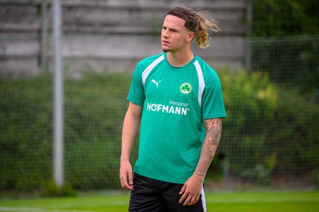 27.07.2026 - Fussball - 2. Bundesliga - Saison 2026 2027 - SpVgg Greuther Fürth Fuerth ( Kleeblatt ) - Training - - xwoxzix - Mika Wallentowitz ( SpVgg Greuther Fürth ) *** July 27, 2026 Soccer 2. Bundesliga 2026–2027 Season SpVgg Greuther Fürth Fürth Kleeblatt Training xwoxzix Mika Wallentowitz SpVgg Greuther Fürth