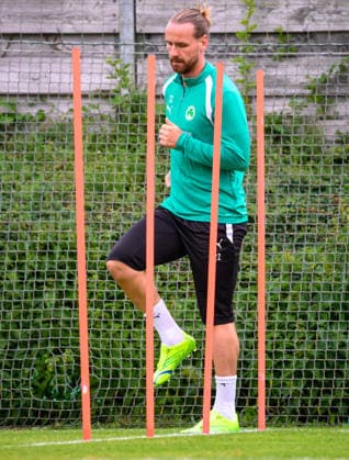 27.07.2026 - Fussball - 2. Bundesliga - Saison 2026 2027 - SpVgg Greuther Fürth Fuerth ( Kleeblatt ) - Training - - xwoxzix - Jannis Heuer (22, SpVgg Greuther Fürth ) *** July 27, 2026 Soccer 2. Bundesliga 2026–2027 Season SpVgg Greuther Fürth Fürth Kleeblatt Training xwoxzix Jannis Heuer, 22, SpVgg Greuther Fürth