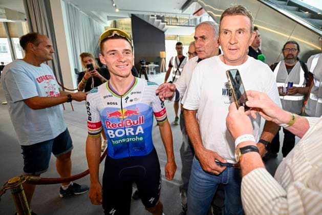 Na-Tourcriterium Aalst - 27 07 2026 AALST, BELGIUM - JULY 27 : Evenepoel Remco (BEL) of Red Bull BORA Hansgrohe during a press conference, PK, Pressekonferenz during the 89th edition of the post Tour de France criterium of Aalst cycling race on July 27, 2026 in Aalst, Belgium, 27 07 2026 Aalst Belgium  Copyright: xTomasxSiskx