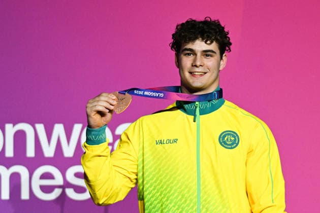 COM26 ARTISTIC GYMNASTICS, James Hardy of Australia poses on the podium after winning Bronze in the Artistic Gymnastics Men™s Rings Final during the Glasgow 2026 Commonwealth Games at the Glasgow International Arena in Glasgow, Scotland, Monday, July 27, 2026. ( NO ARCHIVING, EDITORIAL USE ONLY Glasgow Scotland United Kingdom  Copyright: xLUKASxCOCHx 20260728155096290973