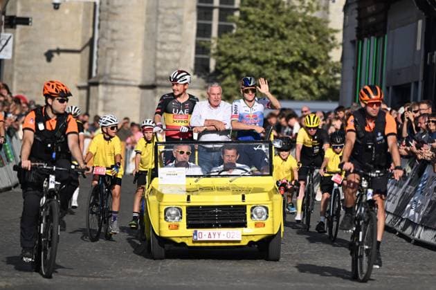 Belgian Rune Herregodts of UAE Team Emirates-XRG; Former Belgian cyclist Lucien Van Impe and Belgian Remco Evenepoel of Red Bull-BORA-hansgrohe pictured at the start of the Natourcriterium Aalst cycling event, Monday 27 July 2026, in Aalst. The traditional criteriums are local showcases for which mainly cyclists who rode the Tour de France are invited. ELIASxROM  x182176570x