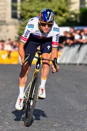 Na-Tourcriterium Aalst - 27 07 2026 AALST, BELGIUM - JULY 27 : Evenepoel Remco (BEL) of Red Bull BORA Hansgrohe in action during the 89th edition of the post Tour de France criterium of Aalst cycling race on July 27, 2026 in Aalst, Belgium, 27 07 2026 Aalst Belgium  Copyright: xTomasxSiskx