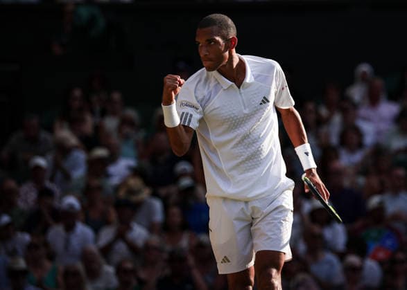 Felix Auger Aliasime (CAN) pumps his fist and celebrates; celebration, emotion, Men s Singles, Men s Singles Tennis, Wimbledon 2026, Grand Slam, ITF, ATP, WTA, AELTC, London, Great Britain, July 7, 2026 Copyright: xJuergenxHasenkopfx