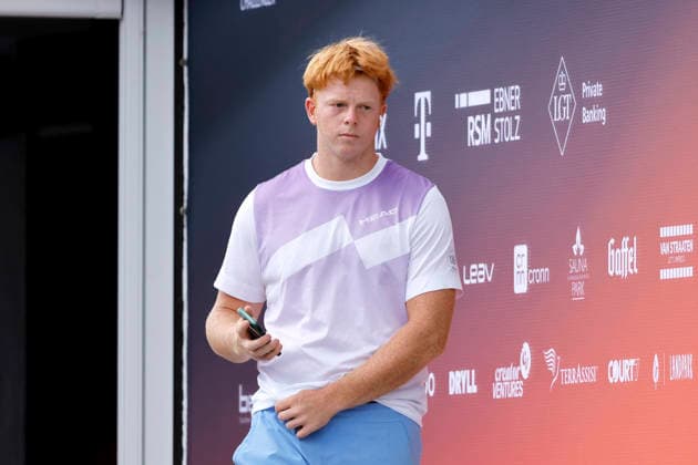 Tennisspieler Jamie Mackenzie (GER) - Spitzname The Red Rocket - im Sechzehntelfinale bei den Bonn Open 2026 (auch: ATP, Tennis Herren Challenger Bonn). Die Bonn Open sind Teil der ATP Challenger Tour und werden im Freien auf Sand ausgetragen. Bonn, 27.07.2026 NRW Deutschland *** Tennis player Jamie Mackenzie (GER), nicknamed The Red Rocket, advances to the round of 32 at the 2026 Bonn Open, also known as the ATP Challenger Bonn. The Bonn Open is part of the ATP Challenger Tour and is played outdoors on clay. Bonn, July 27, 2026, North Rhine-Westphalia, Germany Copyright: xChristophxHardtx