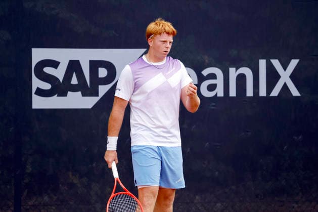 Tennisspieler Jamie Mackenzie (GER) - Spitzname The Red Rocket - im Sechzehntelfinale bei den Bonn Open 2026 (auch: ATP, Tennis Herren Challenger Bonn). Die Bonn Open sind Teil der ATP Challenger Tour und werden im Freien auf Sand ausgetragen. Bonn, 27.07.2026 NRW Deutschland *** Tennis player Jamie Mackenzie (GER), nicknamed The Red Rocket, advances to the round of 32 at the 2026 Bonn Open, also known as the ATP Challenger Bonn. The Bonn Open is part of the ATP Challenger Tour and is played outdoors on clay. Bonn, July 27, 2026, North Rhine-Westphalia, Germany Copyright: xChristophxHardtx