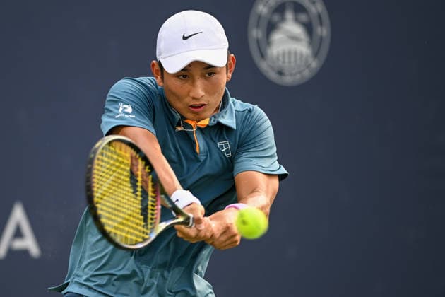 July 27, 2026, Washington, D.C, U.S: JUNCHENG CHANG hits a backhand in his match against Kei Nishinkori at the Rock Creek Tennis Center. Washington U.S - ZUMAg196 20260727_zap_g196_014 Copyright: xKylexGustafsonx