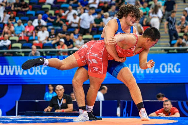 U17, U 17 Wrestling World Championships 92kg GR - Tomasz Mital (POL) df. Sanjar Stalbekov (KGZ) *** U17 Wrestling World Championships, 92 kg Greco-Roman: Tomasz Mital (POL) def. Sanjar Stalbekov (KGZ) Copyright: xUnitedxWorldxWrestlingx xAmirrezx UWW-U17-WC-BAKU-2026