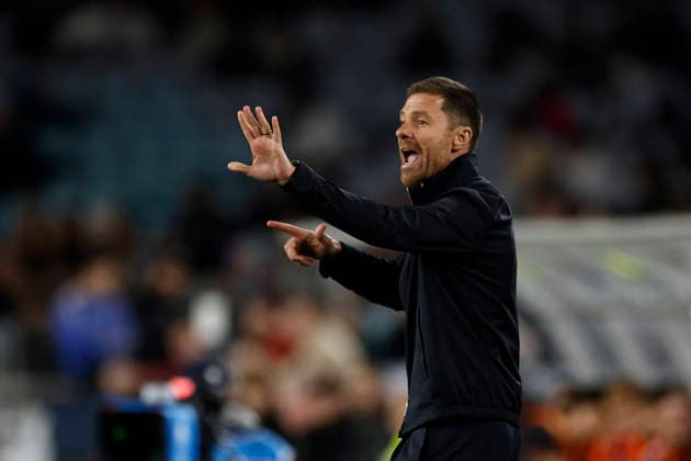 SOCCER CHELSEA WANDERERS, Xabi Alonso, coach of Chelsea instructs players during the Sydney Super Cup match between Chelsea FC and the Western Sydney Wanderers FC at Accor Stadium in Sydney, Tuesday, July 28, 2026. ( NO ARCHIVING, EDITORIAL USE ONLY SYDNEY NEW SOUTH WALES AUSTRALIA  Copyright: xMARKxEVANSx 20260728121081991313