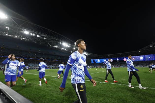 SOCCER CHELSEA WANDERERS, Chelsea players warm up ahead of the Sydney Super Cup match between Chelsea FC and the Western Sydney Wanderers FC at Accor Stadium in Sydney, Tuesday, July 28, 2026. ( NO ARCHIVING, EDITORIAL USE ONLY SYDNEY NEW SOUTH WALES AUSTRALIA  Copyright: xMARKxEVANSx 20260728180235957653