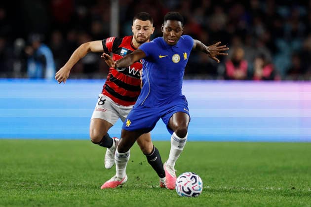 SOCCER CHELSEA WANDERERS, Dario Essugo of Chelsea controls the ball during the Sydney Super Cup match between Chelsea FC and the Western Sydney Wanderers FC at Accor Stadium in Sydney, Tuesday, July 28, 2026. ( NO ARCHIVING, EDITORIAL USE ONLY SYDNEY NEW SOUTH WALES AUSTRALIA  Copyright: xMARKxEVANSx 20260728153883516144