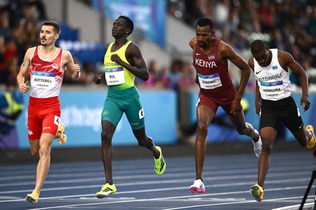 COM26 ATHLETICS, Peter Bol of Australia (2nd left) competes in the Men s Men s 800m Heats during the Glasgow 2026 Commonwealth Games at Scotstoun Stadium in Glasgow, Scotland, Tuesday, July 28, 2026. ( NO ARCHIVING, EDITORIAL USE ONLY Glasgow United Kingdom  Copyright: xJOELxCARRETTx 20260728135744691882