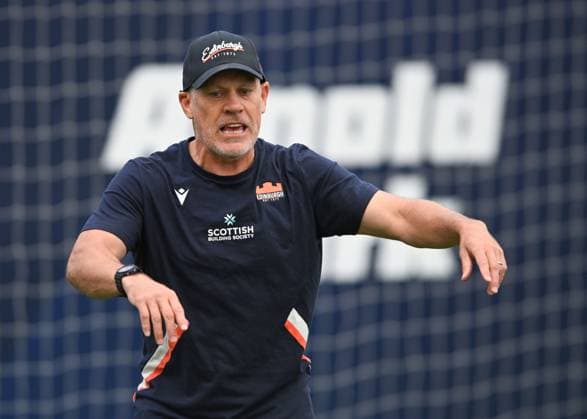 The Oriam, Edinburgh. Edinburgh Rugby Defence Coach Brad Davis during the session Edinburgh Rugby Training and press conference, PK, Pressekonferenz Rugby Union, Hive Stadium, Edinburgh, Scotland, UK - 28 Jul 2026Edinburgh Hive Stadium United Kingdom  Copyright: xNeilxHanna Shutterstockx 17017414j