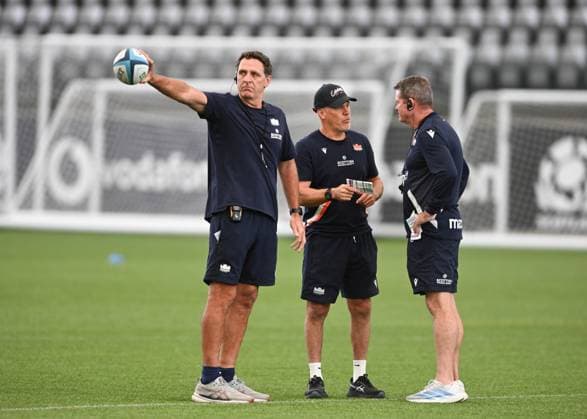 The Oriam, Edinburgh. New Attack Coach Tim Sampson,Edinburgh Rugby Defence Coach Brad Davis with Head Coach Sean Everitt Edinburgh Rugby Training and press conference, PK, Pressekonferenz Rugby Union, Hive Stadium, Edinburgh, Scotland, UK - 28 Jul 2026Edinburgh Hive Stadium United Kingdom  Copyright: xNeilxHanna Shutterstockx 17017414t