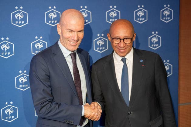 press conference, PK, Pressekonferenz to present Zinedine Zidane as the new coach of France Football national team, Nationalteam - Paris AJ Former French international football player Zinedine Zidane (L) and President of the French Football Federation (FFF) Philippe Diallo (R) shake hands as they pose after a press conference to present him as the new head coach of France national football team at the French Football Federation headquarters (FFF) in Paris, France on July 28, 2026. The former France playmaker, who won the 1998 World Cup and the 2000 European Championship, EM, Europameisterschaft as a player, has been appointed head coach of the French national team, succeeding Didier Deschamps, the French Football Federation (FFF) announced. Zidane takes over from his former teammate Deschamps, who had been in charge since 2012; Deschamps tenure ended with a fourth-place finish at the 2026 World Cup, following a title win in 2018 and a final appearance in 2022. Photo by Alexis Jumeau ABACAPRESS.COM Paris France  Copyright: xJumeauxAlexis ABACAx