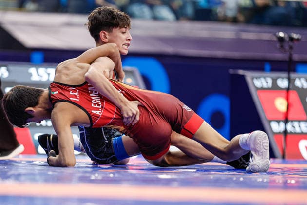 U17, U 17 Wrestling World Championships 45kg GR - Armin Amin Esmaeili (IRI) df. Kerem Derman (TUR) *** U17 Wrestling World Championships, 45 kg Greco-Roman: Armin Amin Esmaeili (IRI) def. Kerem Derman (TUR) Copyright: xKostadinxAndonovx UWW-U17-WC-BAKU-2026