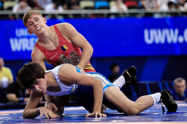 U17, U 17 Wrestling World Championships 60kg GR - Alexandru Ilie Lungu (ROU) df. Rakhman Gamidov (UKR) *** U17 Wrestling World Championships, 60 kg Greco-Roman: Alexandru Ilie Lungu (ROU) def. Rakhman Gamidov (UKR) Copyright: xKostadinxAndonovx UWW-U17-WC-BAKU-2026
