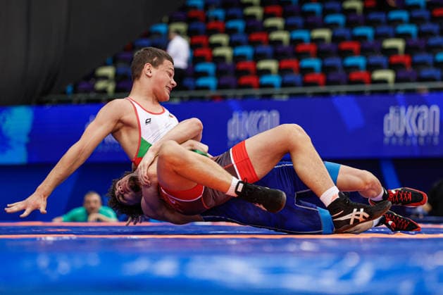 U17, U 17 Wrestling World Championships 60kg GR - Osman Ege Ozdemir (TUR) df. Vladislav Ivanov Ivanov (BUL) *** U17 Wrestling World Championships, 60 kg Greco-Roman: Osman Ege Ozdemir (TUR) defeated Vladislav Ivanov (BUL) Copyright: xKostadinxAndonovx UWW-U17-WC-BAKU-2026