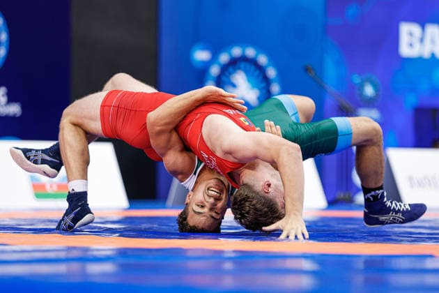 U17, U 17 Wrestling World Championships 71kg GR - Bogdan Talmaci (MDA) df. Houdaifa Boutarfaya (ALG) *** U17 Wrestling World Championships, 71 kg Greco-Roman: Bogdan Talmaci (MDA) def. Houdaifa Boutarfaya (ALG) Copyright: xKostadinxAndonovx UWW-U17-WC-BAKU-2026