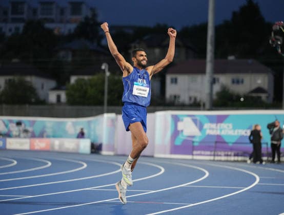 July 27, 2026, Glasgow, Scotland, United Kingdom: Glasgow, Scotland, United Kingdom. Sarvesh Kushare (India) celebrates after winning silver in the menÃ¢â‚¬â ¢s high jump during the Commonwealth Games 2026 at Scotstoun Stadium. Commonwealth Games Glasgow 2026  - ZUMAk197 20260727_zsp_k197_004 Copyright: xRanjithxKumarx