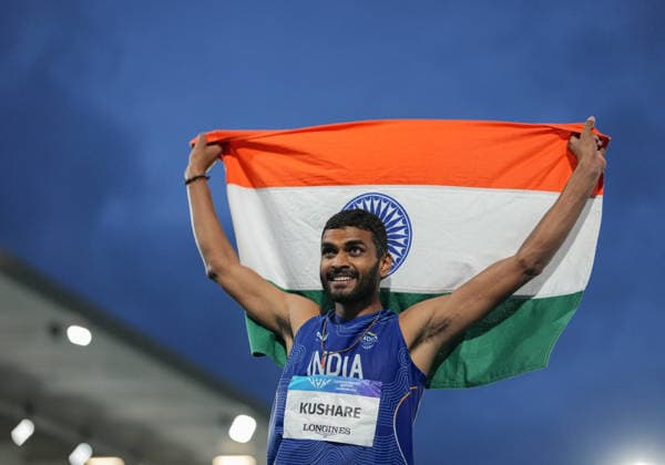 July 27, 2026, Glasgow, Scotland, United Kingdom: Glasgow, Scotland, United Kingdom. Sarvesh Kushare (India) celebrates after winning silver in the menÃ¢â‚¬â ¢s high jump during the Commonwealth Games 2026 at Scotstoun Stadium. Commonwealth Games Glasgow 2026  - ZUMAk197 20260727_zsp_k197_011 Copyright: xRanjithxKumarx