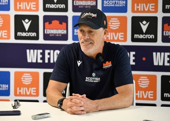 The Oriam, Edinburgh. Edinburgh Rugby Defence Coach Brad Davis during his press conference, PK, Pressekonferenz Edinburgh Rugby Training and Press Conference, Rugby Union, Oriam, Edinburgh, Scotland, UK - 28 Jul 2026Edinburgh Hive Stadium United Kingdom  Copyright: xNeilxHanna Shutterstockx 17017414bb