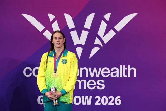 July 27, 2026, Glasgow, Scotland, Great Britain: ALEX PERKINS of Australia poses with her gold medal in the Swimming Women s 100m Butterfly Medal Ceremony of the Commonwealth Games Glasgow 2026 at the Tollcross International Swimming Centre in Glasgow, Scotland. Commowealth Games 2026: Swimming  - ZUMAc179 20260727_zep_c179_465 Copyright: xMickaelxChavetx
