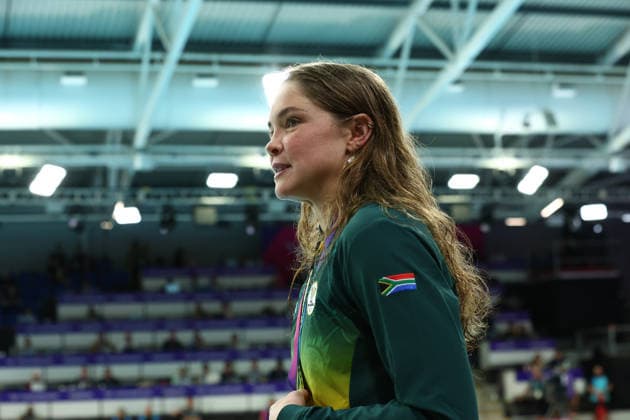 July 27, 2026, Glasgow, Scotland, Great Britain: ERIN GALLAGHER of South Africa poses with her bronze medal in the Swimming Women s 100m Butterfly Medal Ceremony of the Commonwealth Games Glasgow 2026 at the Tollcross International Swimming Centre in Glasgow, Scotland. Commowealth Games 2026: Swimming  - ZUMAc179 20260727_zep_c179_475 Copyright: xMickaelxChavetx