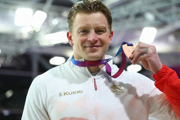 July 27, 2026, Glasgow, Scotland, Great Britain: ADAM RAMSAY-PEATY of England poses with the bronze medal during the Swimming Men s 50m Breaststroke Medal Ceremony of the Commonwealth Games Glasgow 2026 at the Tollcross International Swimming Centre in Glasgow, Scotland. Glasgow Great Britain - ZUMAc179 20260727_zep_c179_512 Copyright: xMickaelxChavetx