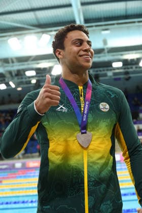 July 27, 2026, Glasgow, Scotland, Great Britain: MICHAEL HOULIE of South Africa poses with the silver medal during the Swimming Men s 50m Breaststroke Medal Ceremony of the Commonwealth Games Glasgow 2026 at the Tollcross International Swimming Centre in Glasgow, Scotland. Commowealth Games 2026: Swimming  - ZUMAc179 20260727_zep_c179_514 Copyright: xMickaelxChavetx