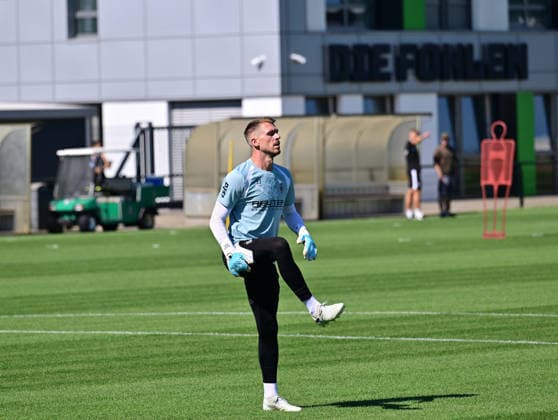 28.07.2026; Moenchengladbach; Fussball, Herren, Saison 2026 2027, Training Borussia Moenchengladbach Torwart Daniel Batz (Gladbach) DFL regulations prohibit any use of photographs as image sequences and or quasi-video. ista-Borussia-Park NRW Deutschland *** July 28, 2026, Mönchengladbach, Soccer, Men s, 2026–2027 Season, Borussia Mönchengladbach Goalkeeper Daniel Batz Training Session; DFL regulations prohibit any use of photographs as image sequences and or quasi-video footage at Borussia Park, NRW, Germany