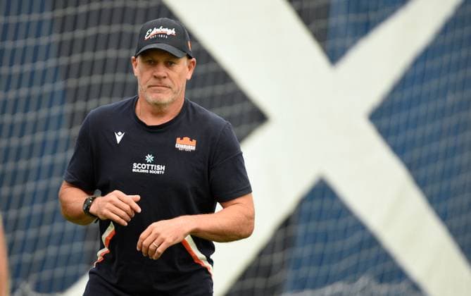 Brad Davis - Edinburgh Rugby Defence Coach. Edinburgh Rugby training, Oriam Sports complex, Edinburgh, Scotland, UK - 28 Jul 2026Edinburgh Oriam Sports complex Scotland United Kingdom  Copyright: xGibson Fotosport Shutterstockx 17020775c