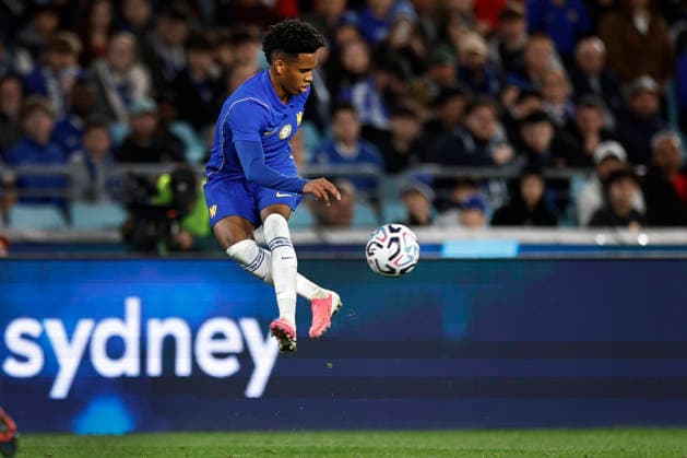 SOCCER CHELSEA WANDERERS, Estevao Willian of Chelsea controls the ball during the Sydney Super Cup match between Chelsea FC and the Western Sydney Wanderers FC at Accor Stadium in Sydney, Tuesday, July 28, 2026. ( NO ARCHIVING, EDITORIAL USE ONLY SYDNEY NEW SOUTH WALES AUSTRALIA  Copyright: xMARKxEVANSx 20260728163855243410