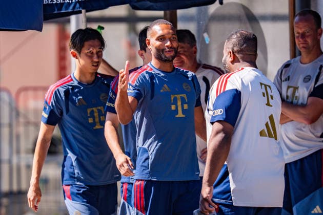 Trainingslager, FC Bayern München am 28.07.2026 in Rottach-Egern Jonathan Tah Hiroki Ito und Rodyse Munienge *** Training camp, FC Bayern Munich on July 28, 2026, in Rottach-Egern: Jonathan Tah, Hiroki Ito, and Rodyse Munienge Copyright: xBahhoxKarax