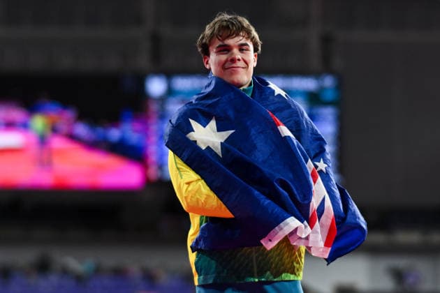 COM26 ARTISTIC GYMNASTICS, Jesse Moore of Australia poses for photographs after winning the Artistic Gymnastics Men™s Parallel Bars Final during the Glasgow 2026 Commonwealth Games at the Glasgow International Arena in Glasgow, Scotland, Tuesday, July 28, 2026. ( NO ARCHIVING, EDITORIAL USE ONLY Glasgow Scotland United Kingdom  Copyright: xLUKASxCOCHx 20260729142679261238