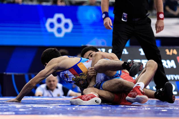 U17, U 17 Wrestling World Championships 51kg GR - Abdurrahman Huseynli (AZE) df. Gevorg Harutyunyan (ARM) *** U17 Wrestling World Championships, 51 kg Greco-Roman: Abdurrahman Huseynli (AZE) defeated Gevorg Harutyunyan (ARM) Copyright: xKostadinxAndonovx UWW-U17-WC-BAKU-2026