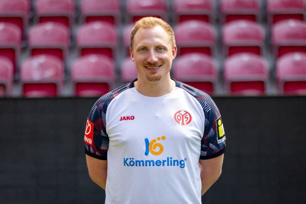 Fussball - Porträttermin 2026 2027 - 1. FSV Mainz 05 - 23.07.26, Daniel Henkes (Physiotherapeut) - 1. FSV Mainz 05, 1.BL, Porträttermin 2026 2027, - *** Soccer Profile 2026 2027 1 FSV Mainz 05 23 07 26, Daniel Henkes, Physical Therapist 1 FSV Mainz 05, 1 Bundesliga, Profile 2026 2027,