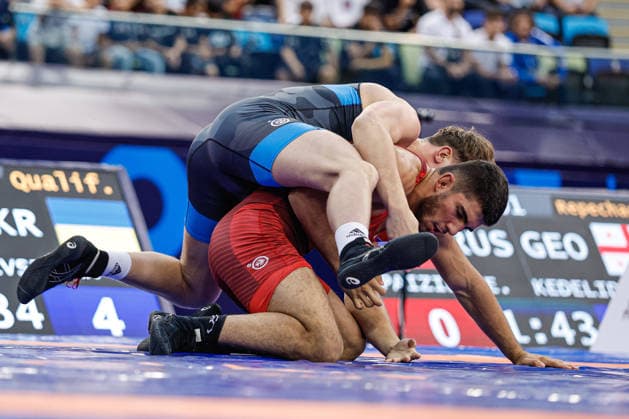 U17, U 17 Wrestling World Championships 92kg GR - Hlib Yevsieiev (UKR) df. Zohrab Safarov (AZE) *** U17 Wrestling World Championships, 92 kg Greco-Roman: Hlib Yevsieiev (UKR) defeated Zohrab Safarov (AZE) Copyright: xKostadinxAndonovx UWW-U17-WC-BAKU-2026