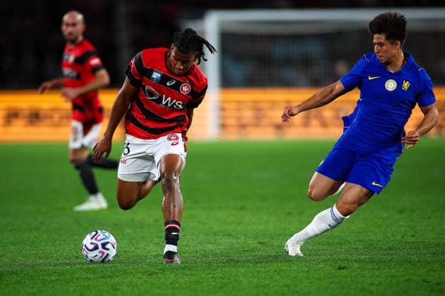 RECORD DATE NOT STATED 28th July 2026, Accor Stadium, Sydney, New South Wales, Australia; Friendly Football, Chelsea versus Western Sydney Wanderers; Panashe Madahna of Western Sydney Wanderers shields the ball from Dastan Satpayev of Chelsea FC KevinxManning