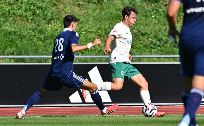 28.07.2026 - Fussball - Saison 2026 2027 - Testspiel Freundschaftsspiel Vorbereitungsspiel - Paris FC - SpVgg Greuther Fürth ( Kleeblatt ) - - Sportfoto Zink - xwoxzix - regulations prohibit any use of photographs as image sequences and or quasi-video - only for editorial use - Thibault De Smet (28, Paris FC) Lukas Reich (2, SpVgg Greuther Fürth ) *** July 28, 2026 Soccer Season 2026–2027 Exhibition Match Friendly Match Preseason Match Paris FC SpVgg Greuther Fürth Kleeblatt Sports Photo by Zink xwoxzix; regulations prohibit any use of photographs as image sequences and or quasi-video; for editorial use only. Thibault De Smet 28, Paris FC; Lukas Reich 2, SpVgg Greuther Fürth