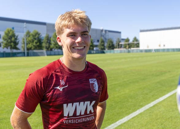 Hennes Behrens of FC Augsburg 16 in an interview after practice FC Augsburg, Practice,