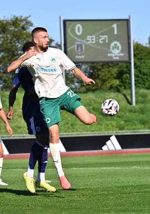 28.07.2026 - Fussball - Saison 2026 2027 - Testspiel Freundschaftsspiel Vorbereitungsspiel - Paris FC - SpVgg Greuther Fürth ( Kleeblatt ) - - Sportfoto Zink - xwoxzix - regulations prohibit any use of photographs as image sequences and or quasi-video - only for editorial use - Doni Edon Arifi (28, SpVgg Greuther Fürth ) *** July 28, 2026 Soccer Season 2026–2027 Exhibition Match Friendly Match Preseason Match Paris FC SpVgg Greuther Fürth Kleeblatt Sports Photo Zink xwoxzix Regulations prohibit any use of photographs as image sequences and or quasi-video; for editorial use only Doni Edon Arifi, 28, SpVgg Greuther Fürth