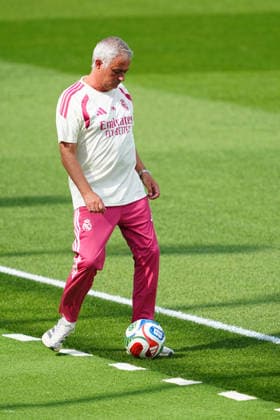 Real Madrid CF v CD LeganÃ s - Pre-Season Friendly Jose Mourinho, head coach of Real Madrid CF, is seen during the pre-season friendly match between Real Madrid CF and CD LeganÃ s at Alfredo Di StÃ fano Stadium on July 28, 2026 in Madrid, Spain. Madrid Alfredo Di StÃ fano Stadium Madrid Spain Copyright: xGokhanxTanerx xPSxImagesxGokhanxTanerx xPSxImagesx