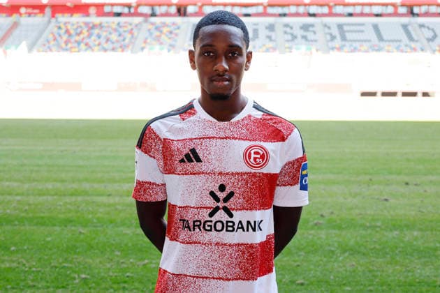 Düsseldorf , Deutschland, 3. Fussball Bundesliga Saison 2026 2027 Kaden Amaniampong ; Fortuna Düsseldorf 1895 ; 3.Liga, Porträttermin 2026 2027, *** Düsseldorf, Germany, 2026–2027 Bundesliga Season, Kaden Amaniampong, Fortuna Düsseldorf 1895, 3. Liga, Photo Shoot 2026–2027,