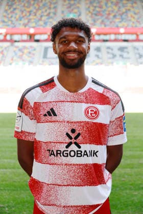 Düsseldorf , Deutschland, 3. Fussball Bundesliga Saison 2026 2027 Elias Egouli ; Fortuna Düsseldorf 1895 ; 3.Liga, Porträttermin 2026 2027, *** Düsseldorf, Germany, 2026–2027 Bundesliga Season, Elias Egouli, Fortuna Düsseldorf 1895, 3. Liga, Photo Shoot 2026–2027,